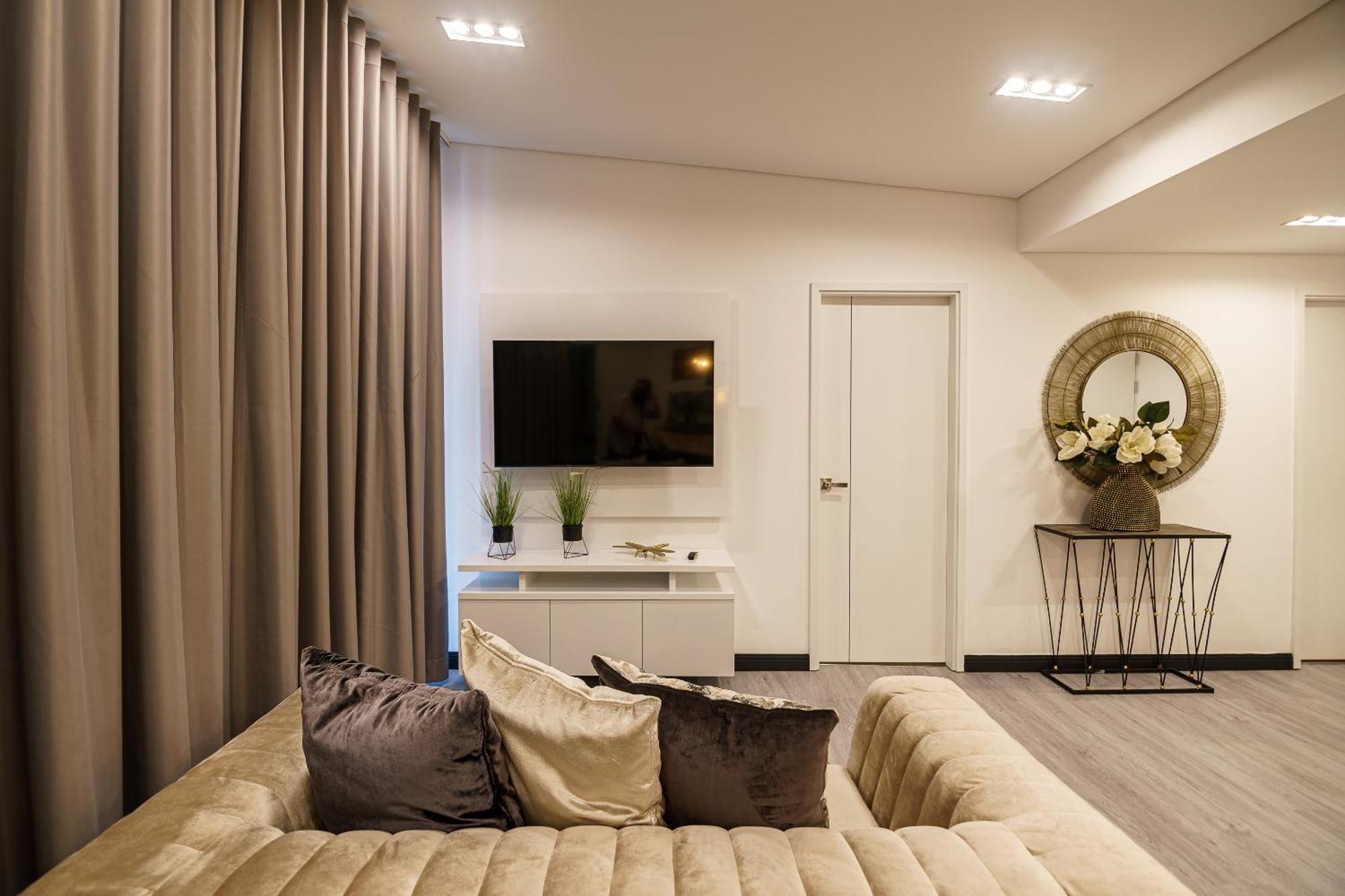 First Class Hotel Μεντεγίν Εξωτερικό φωτογραφία